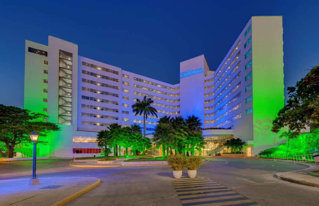 Hilton Des Moines Downtown Hotel Exterior photo